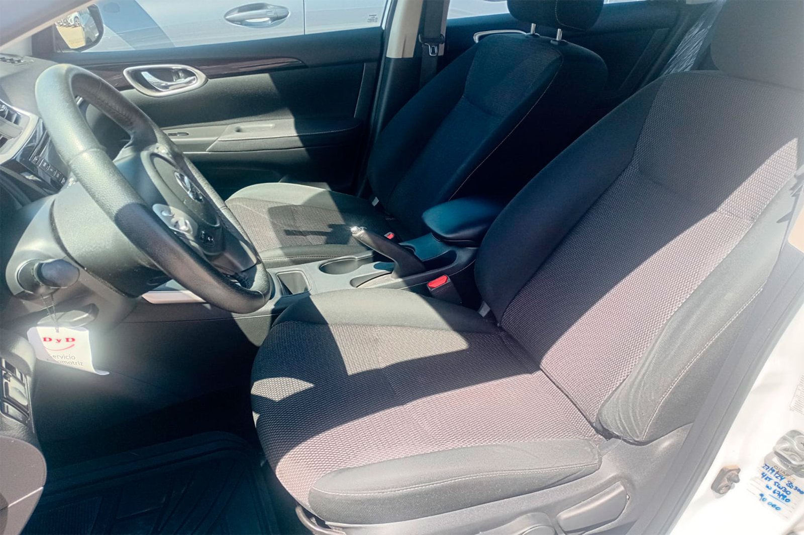 NISSAN SENTRA 1.8 AT 2020 - Imagen 3 de 12