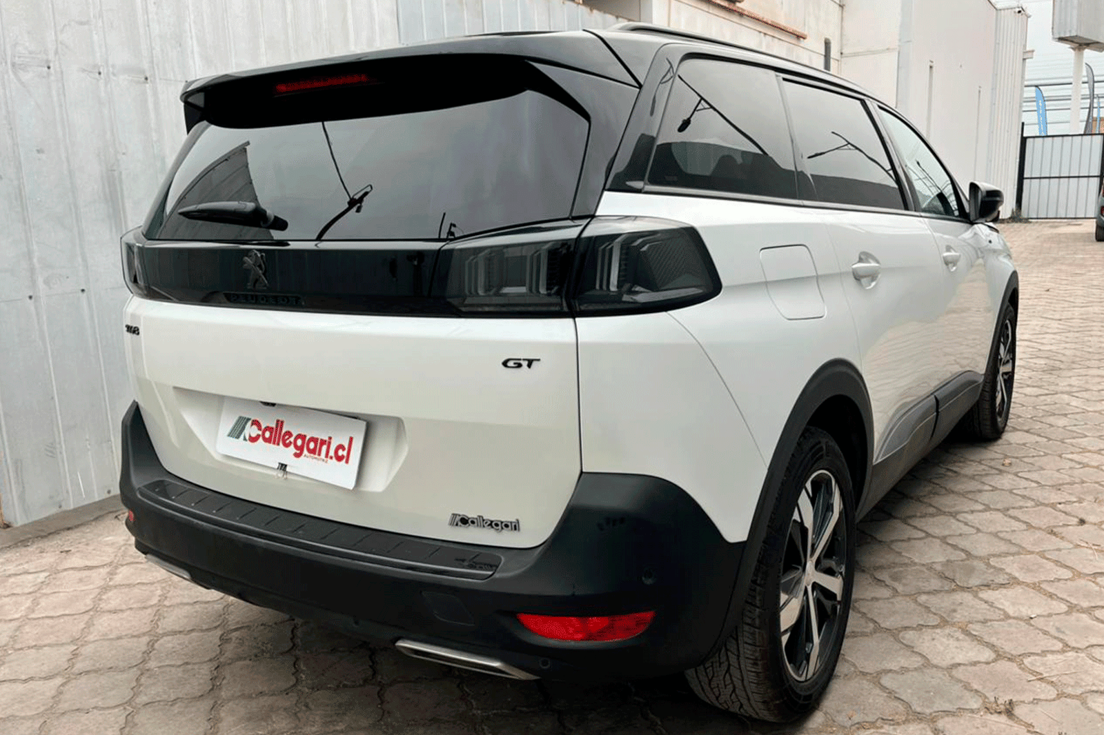 PEUGEOT 5008 BLUEHDI 130 1.5 AUT 2025 - Imagen 8 de 12