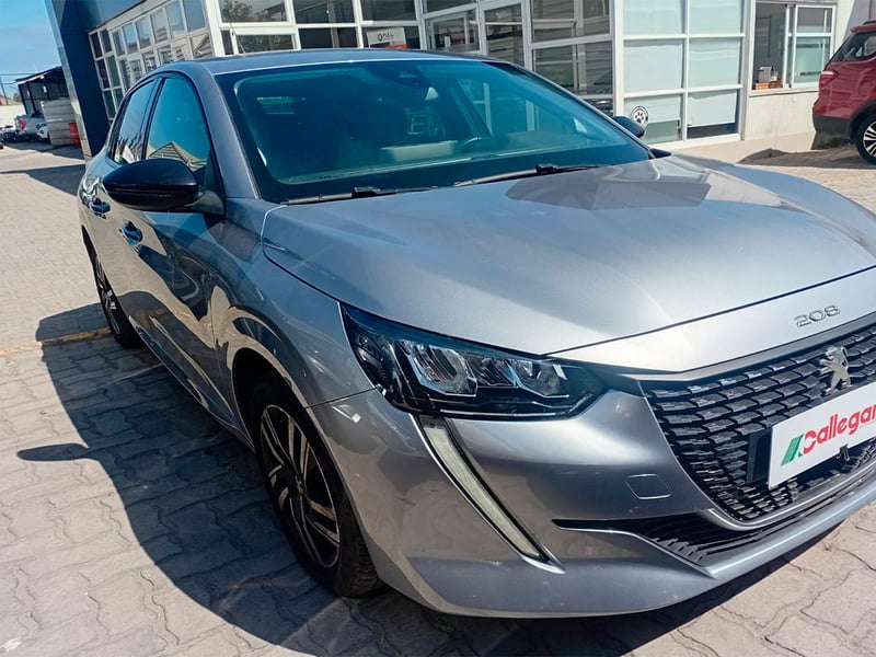 Peugeot NUEVO 208 ALLURE PACK PURETECH 130 EAT8 2024 - Imagen 8 de 11