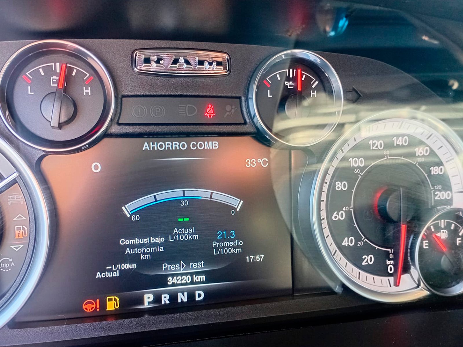 RAM 1500 CREW CAB SPORT DCAB 4X4 3.6 AT 2023 - Foto 3 de 10
