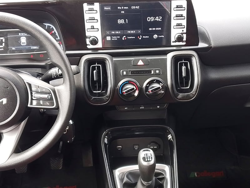 Kia SONET EX 4X2 MT 1.5 2024 - Imagen 5 de 12