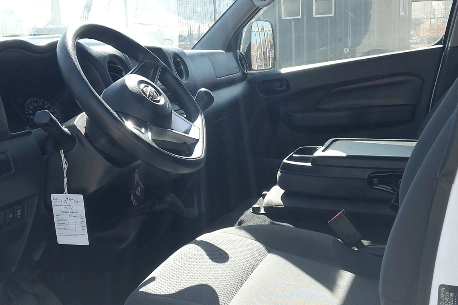 Nissan URVAN 4X2 2.5 2023 - Imagen 3 de 10