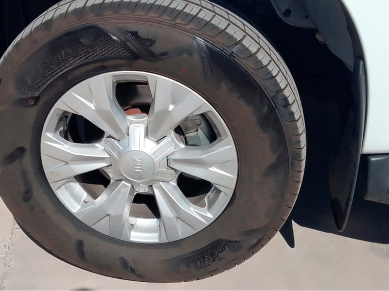 JIM REMAX CRDI DC 4X4 2.5 2026 - Imagen 11 de 12