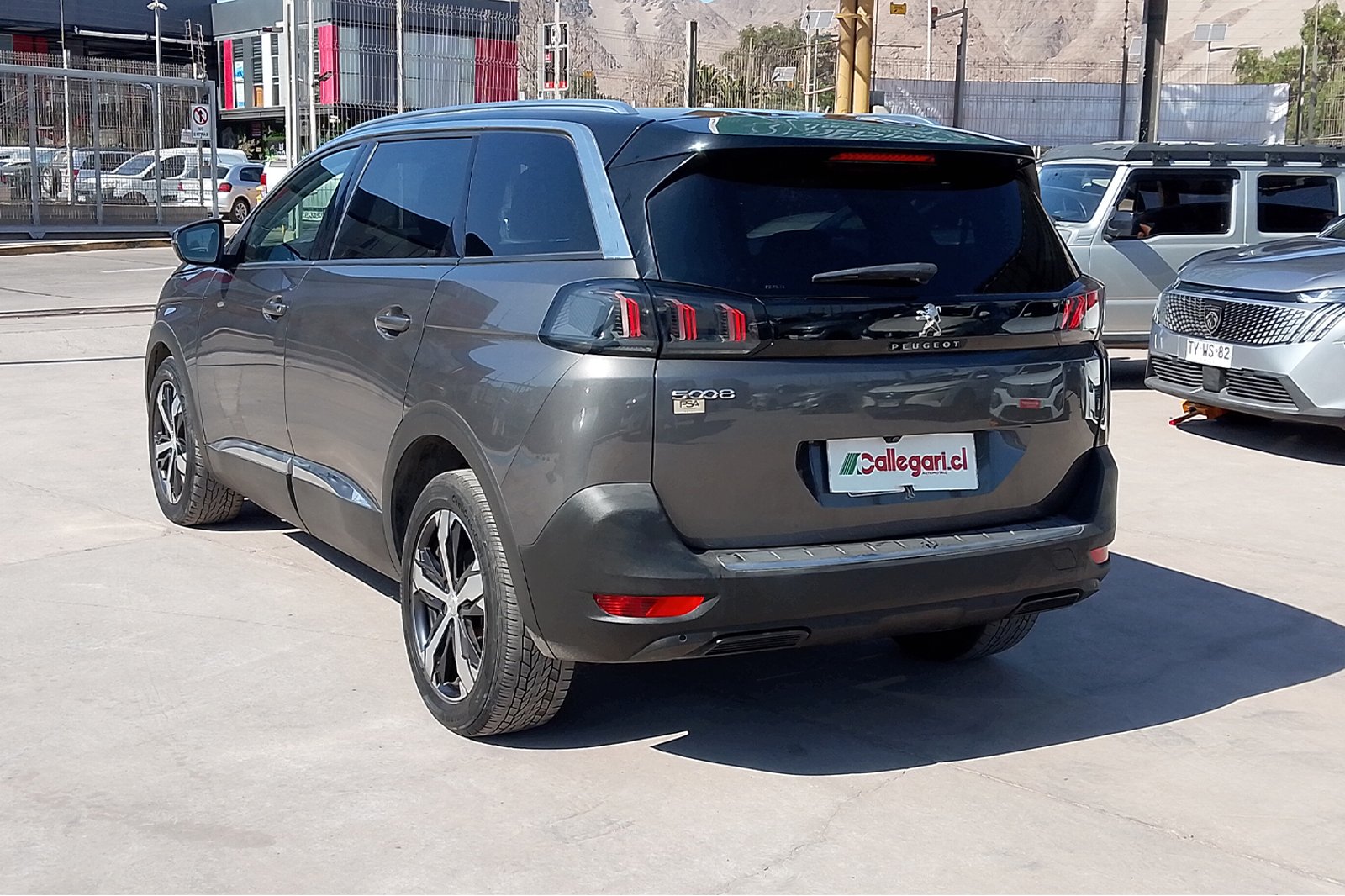 PEUGEOT 5008 BLUEHDI 130 1.5 AUT 2021 - Imagen 12 de 12