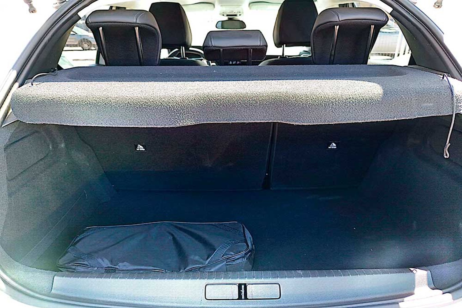 PEUGEOT NUEVO 208 ALLURE PACK PURETECH 130 EAT8 2024 - Imagen 4 de 12