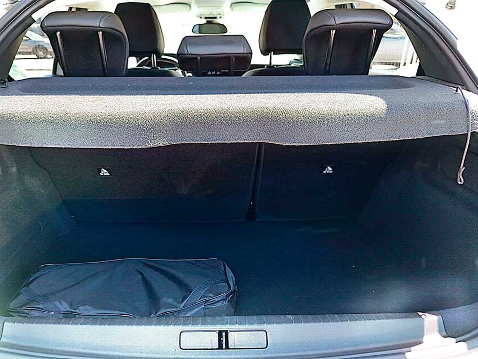 Peugeot NUEVO 208 ALLURE PACK PURETECH 130 EAT8 2024 - Foto 4 de 12