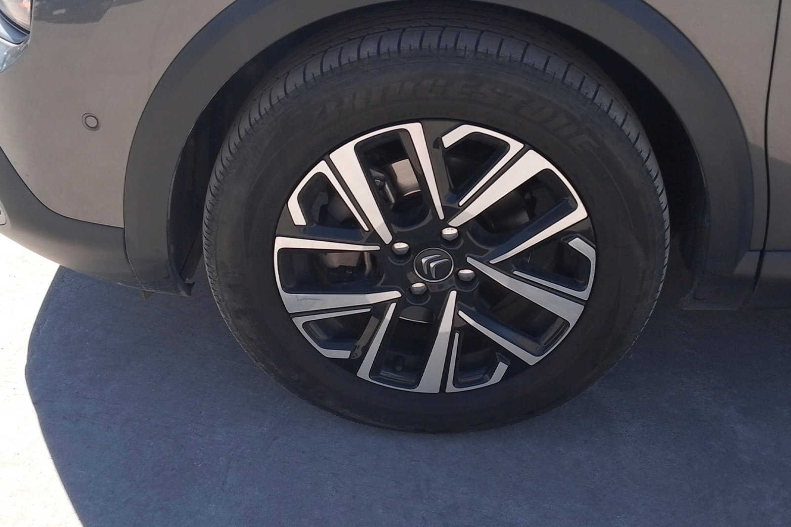 Citroën C4 1.2 AT 2023 - Imagen 8 de 12