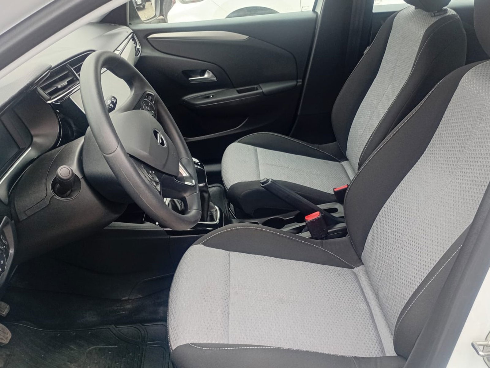 Opel NEW CORSA MCA EDITION 1.2 MT5 2026 - Foto 4 de 12