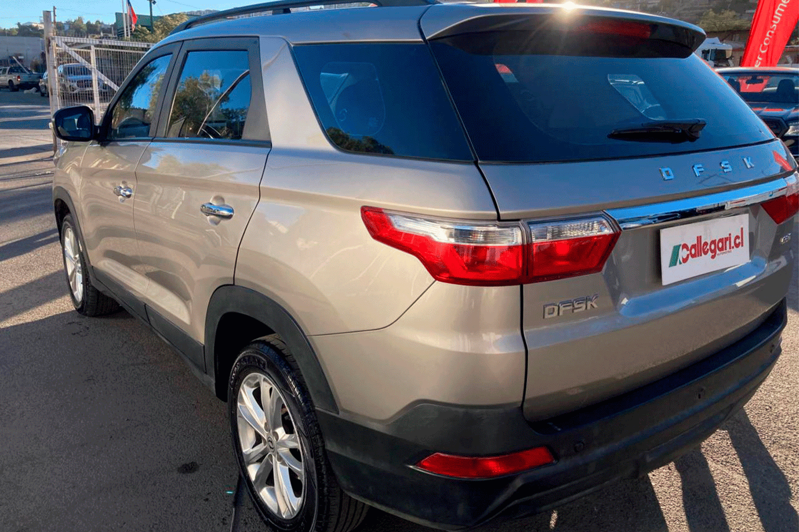 DFSK SUV 560 4X2 1.8 2023 - Imagen 11 de 12