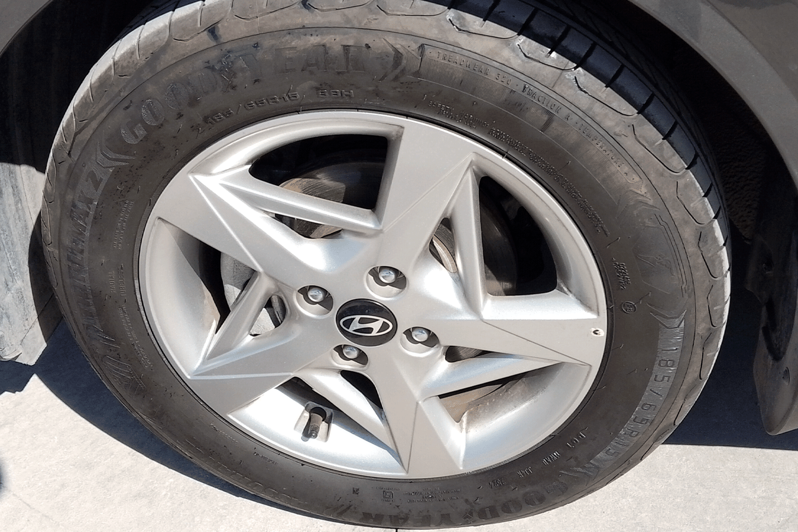 HYUNDAI ACCENT 1.5 2025 - Imagen 10 de 12