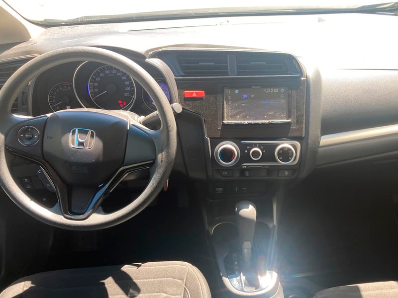 Honda WR V LX 1.5 AUT 2022 - Imagen 6 de 12