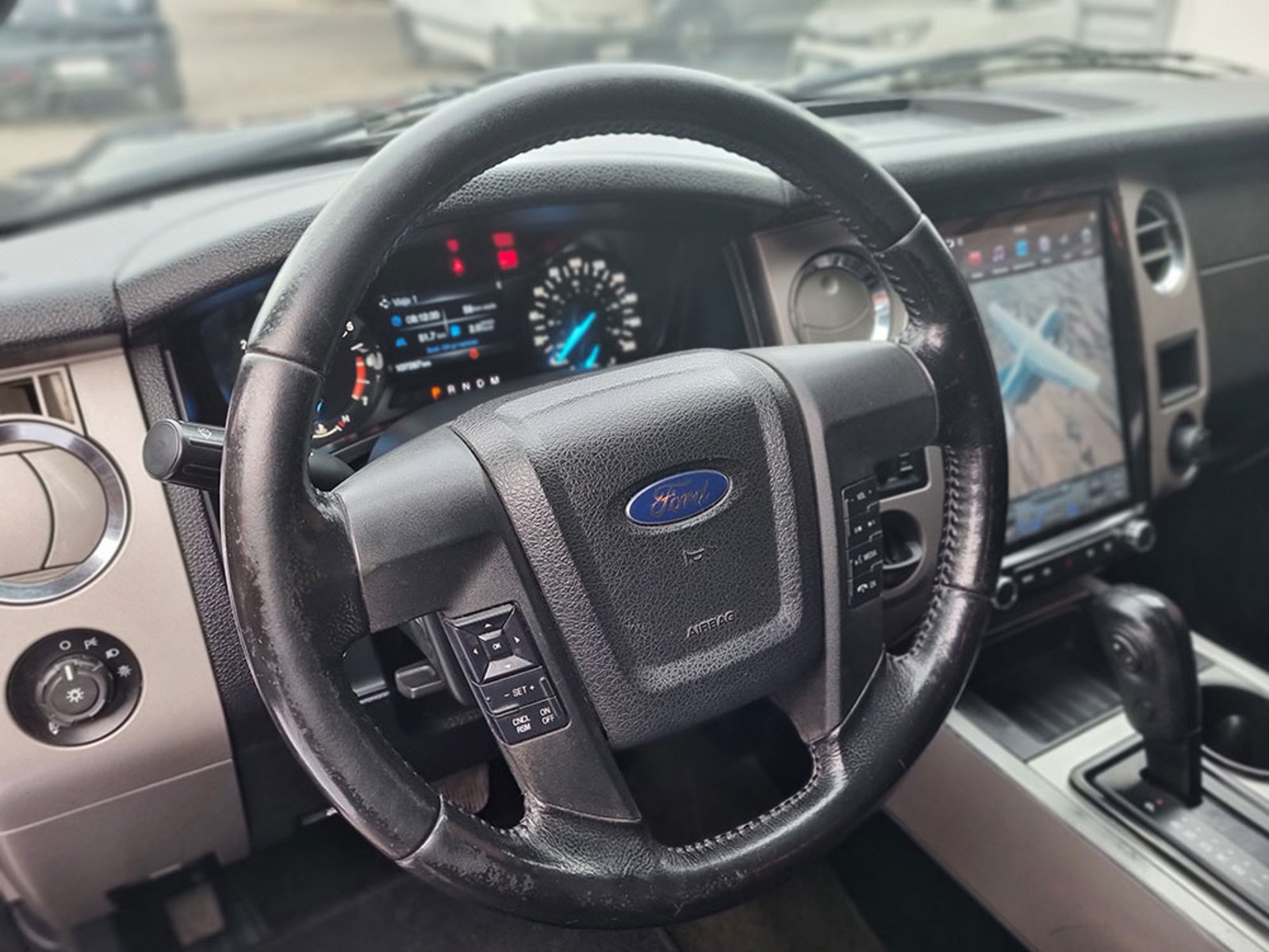 FORD EXPEDITION XLT 3.5 AUT 2017 - Imagen 6 de 12