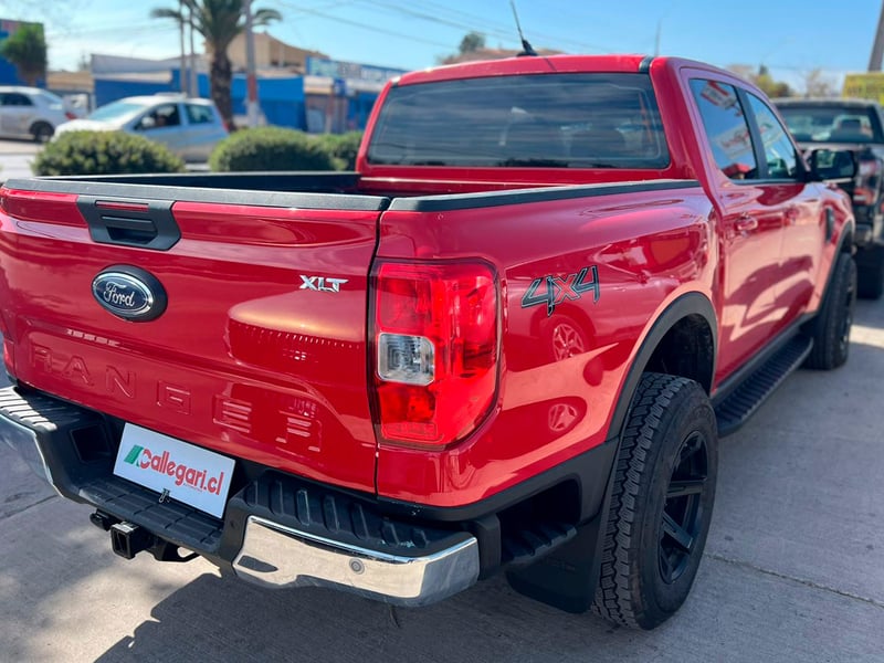 Ford RANGER XLT 4X4 2.0 2025 - Imagen 8 de 11