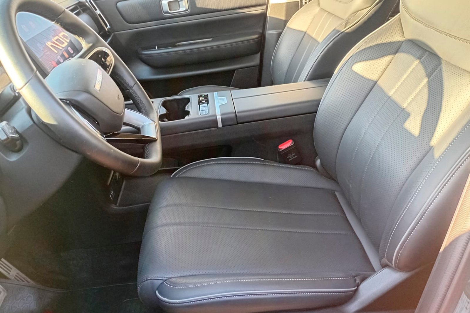 JAECOO J7 1.5T Patagonia PHEV 2026 - Imagen 4 de 9