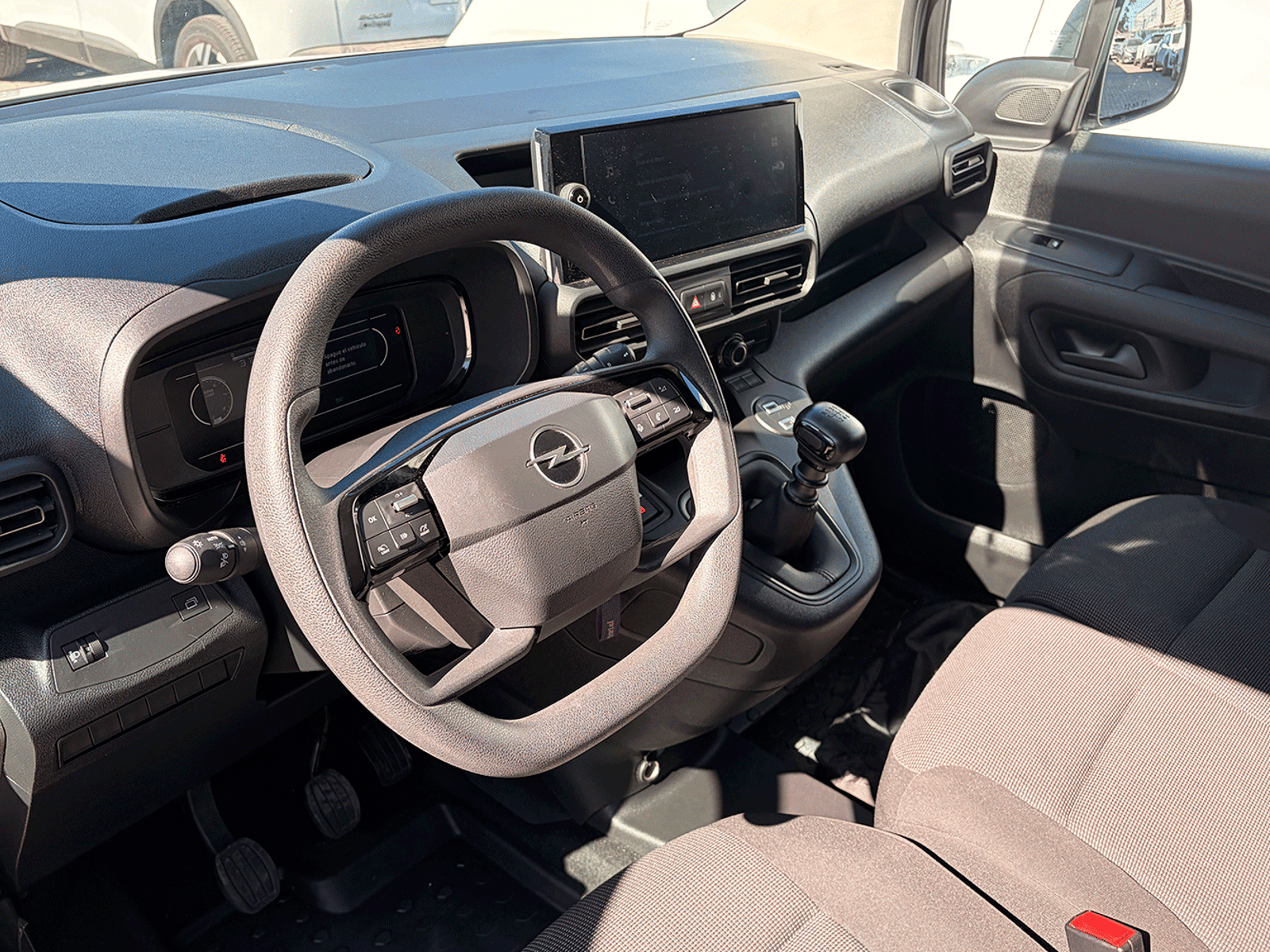 Opel COMBO MCA 1.5 TD 2025 - Foto 5 de 11