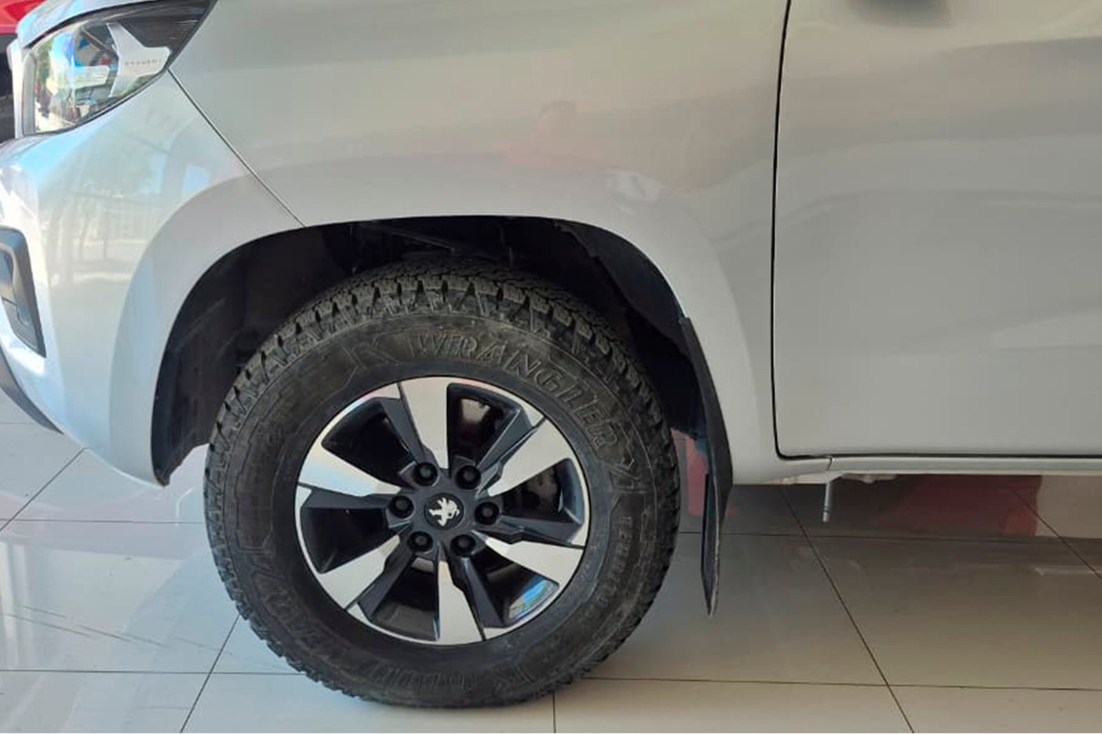 PEUGEOT LANDTREK BLUEHDI 4X4 2.2 AUT 2025 - Imagen 7 de 10