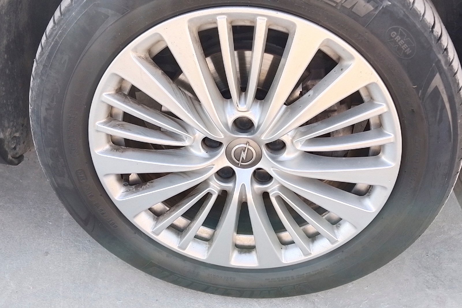 Opel GRANDLAND 1.6 AUT 2020 - Imagen 9 de 12
