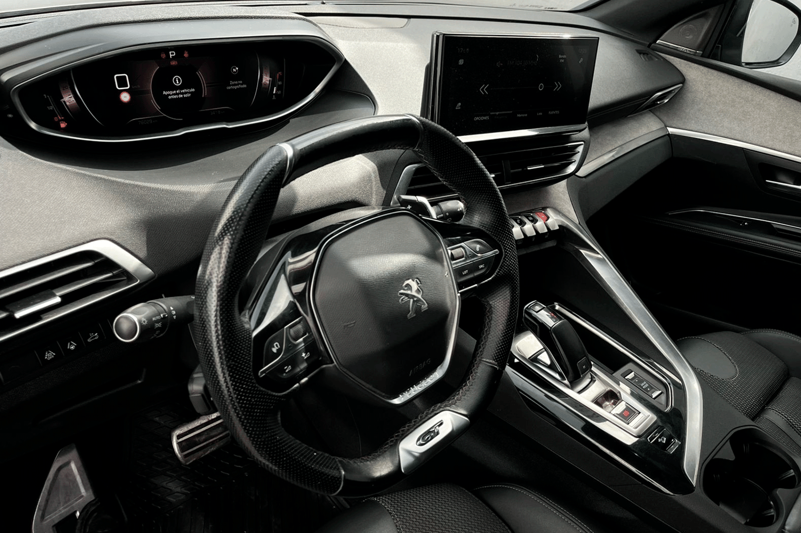 PEUGEOT 5008 PURETECH 180 EAT8 1.6 AUT 2023 - Imagen 4 de 12