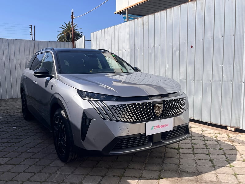 Peugeot 5008 MHEV 1.2 AUT 2026 - Imagen 8 de 12