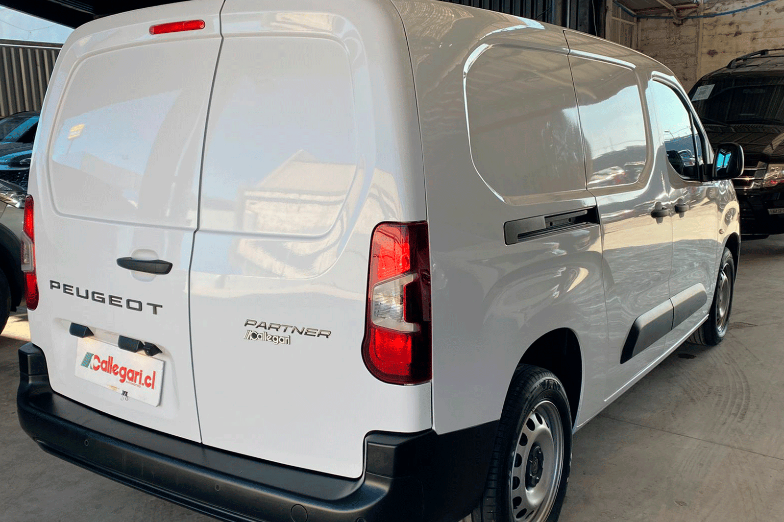 PEUGEOT PARTNER BLUEHDI 1.5 2025 - Imagen 10 de 11