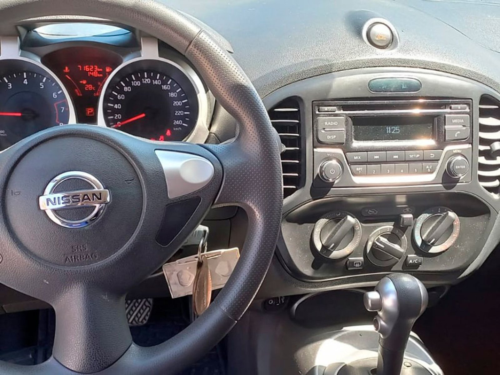 NISSAN JUKE 1.6 AUT 2015 - Imagen 3 de 10