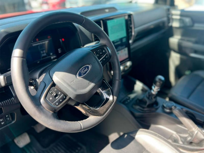 Ford RANGER XLT 4X4 2.0 2025 - Imagen 5 de 11