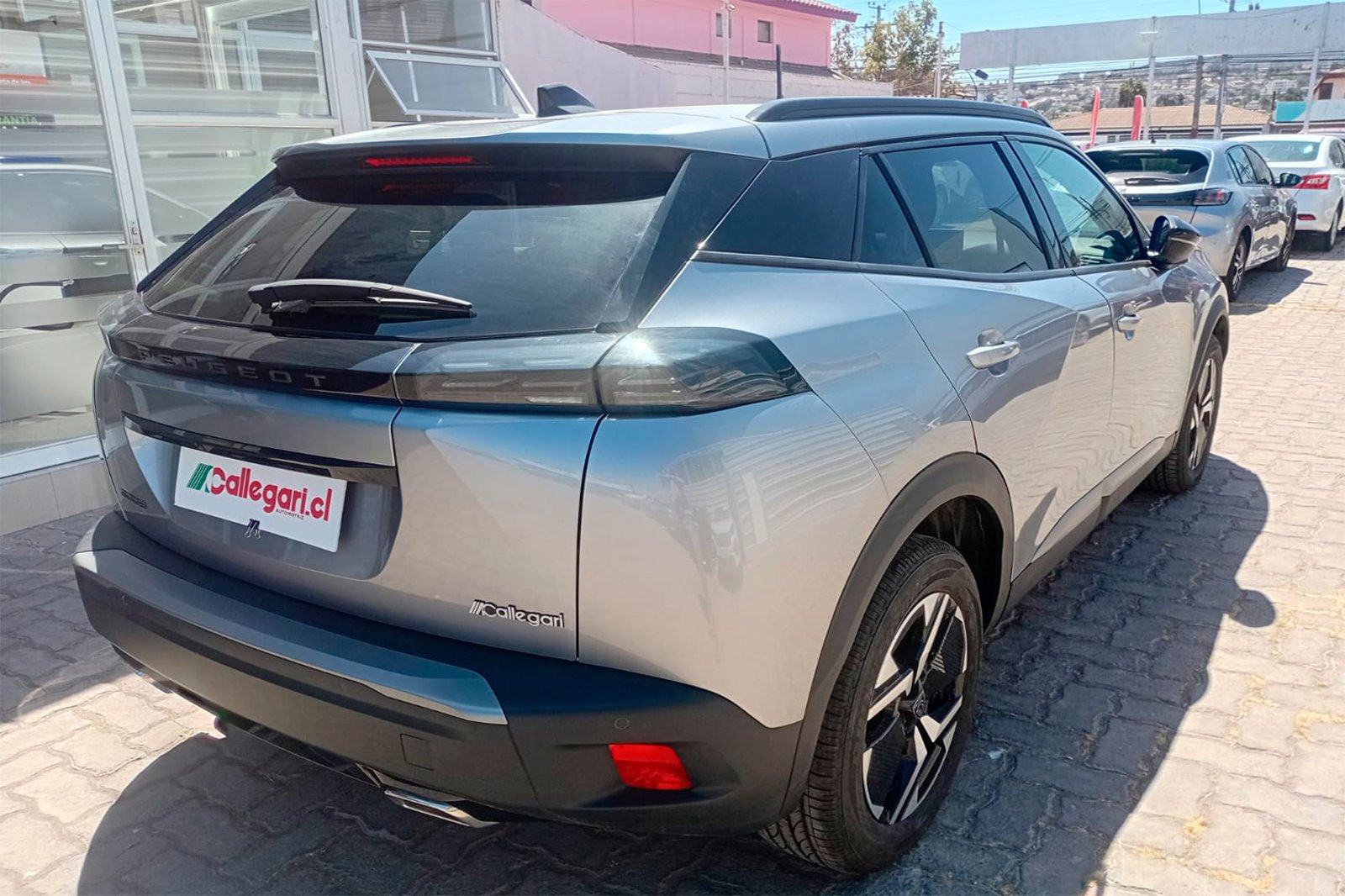 PEUGEOT 2008 ALLURE 130 1.2 2025 - Imagen 9 de 12