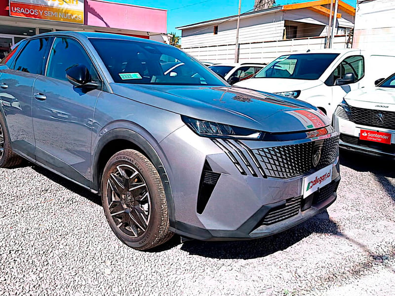 Peugeot 3008 ALLURE 1.2 AUT 2025 - Imagen 9 de 12