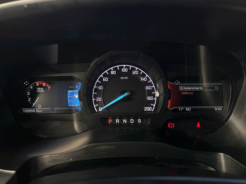 Ford RANGER DCAB 4X4 3.2 AUT 2023 - Imagen 7 de 11