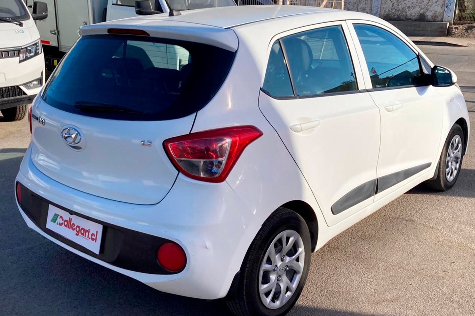 HYUNDAI GRAND I10 BA GLS 1.5 2020 - Imagen 8 de 12