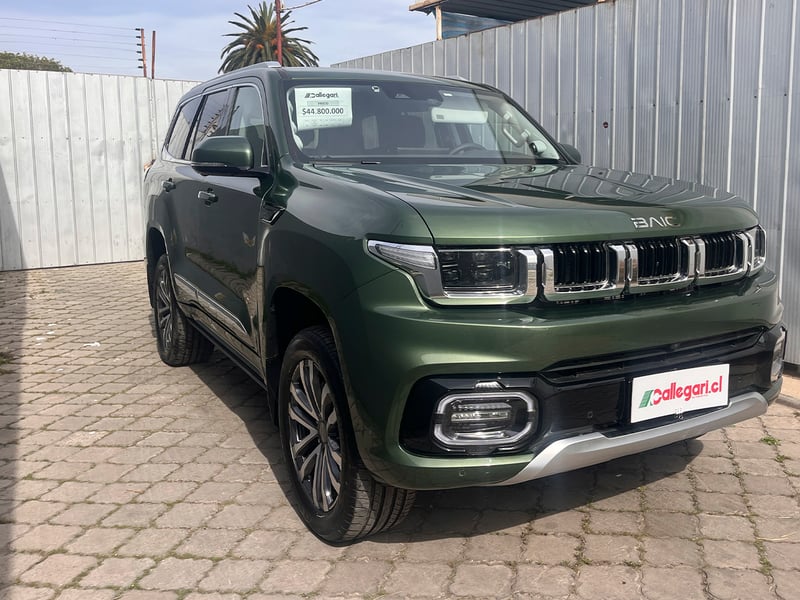 BAIC BJ60 FLAGSHIP 7P MHEV (Mild Hybrid) 2026 - Imagen 9 de 12