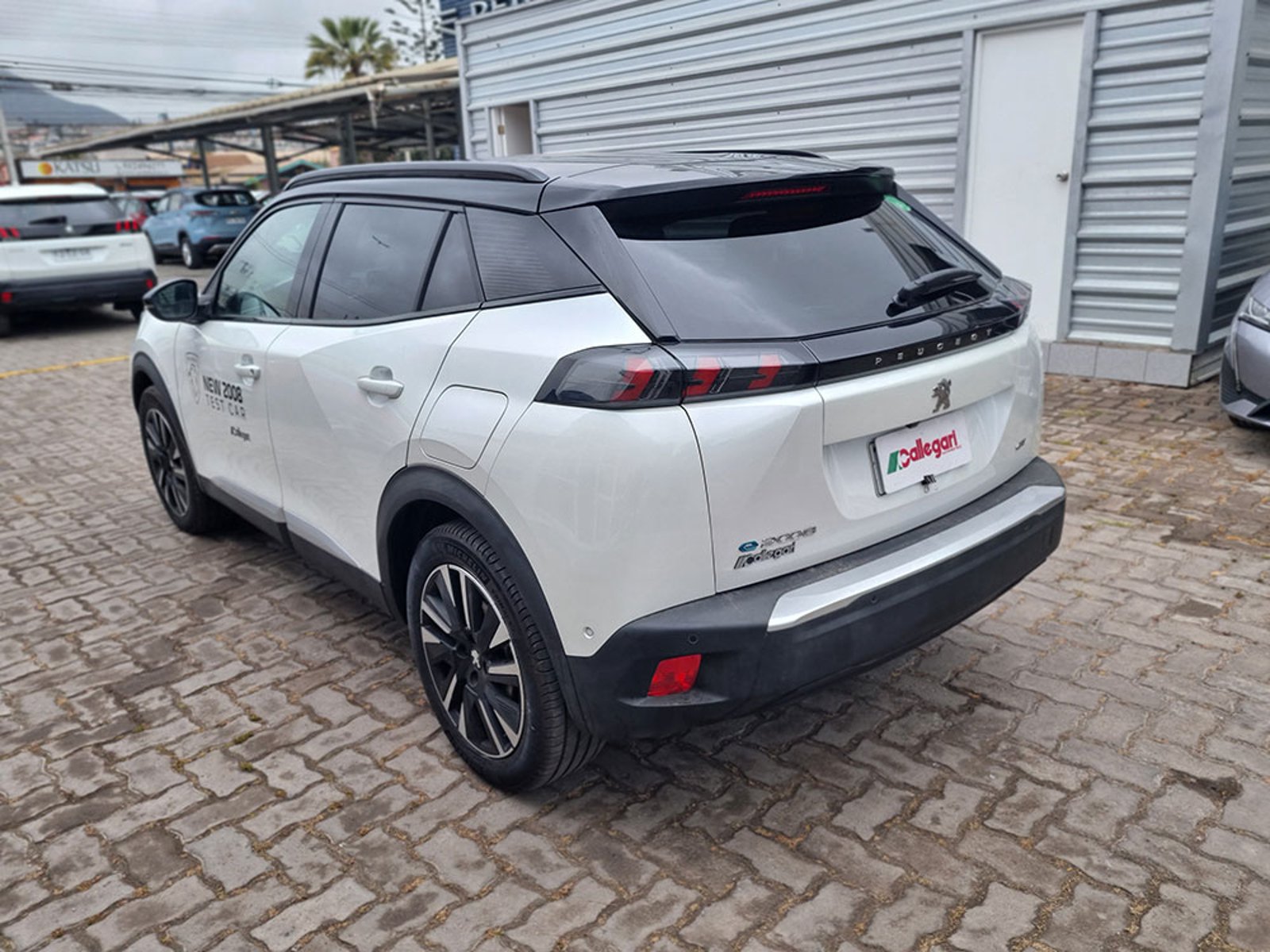 PEUGEOT 2008 GT EV PRS 2024 - Imagen 11 de 12