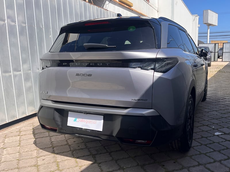 Peugeot 5008 MHEV 1.2 AUT 2026 - Imagen 9 de 12