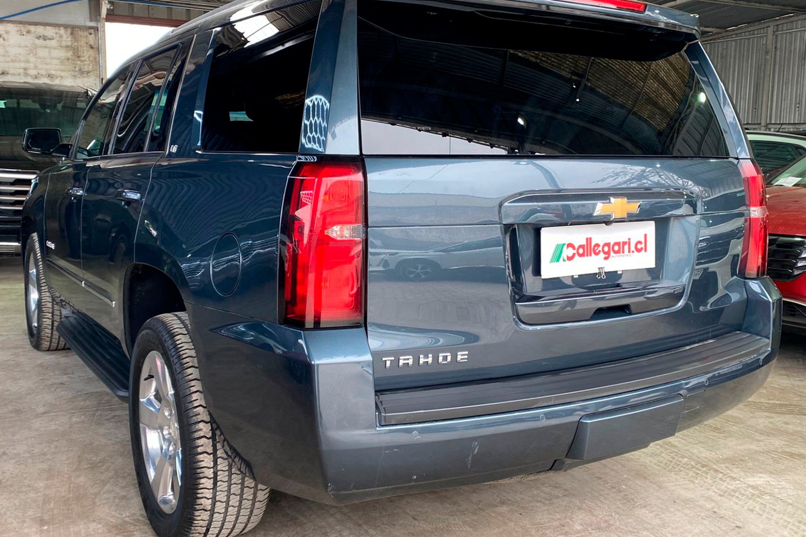 CHEVROLET TAHOE 4X4 5.3 AUT 2020 - Imagen 8 de 12