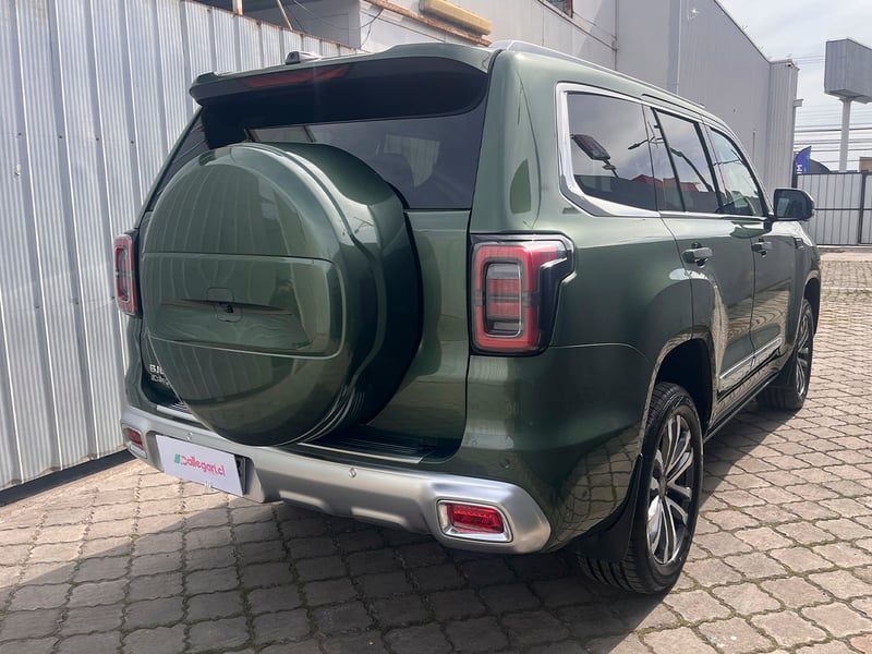 BAIC BJ60 FLAGSHIP 7P MHEV (Mild Hybrid) 2026 - Imagen 10 de 12