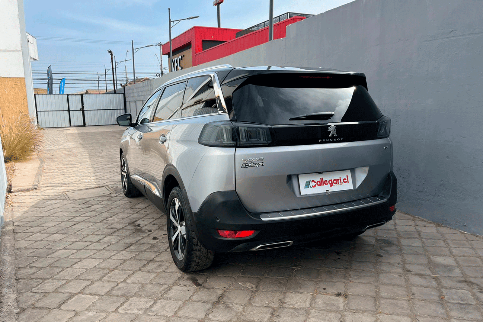 PEUGEOT 5008 PURETECH 180 EAT8 1.6 AUT 2023 - Imagen 12 de 12