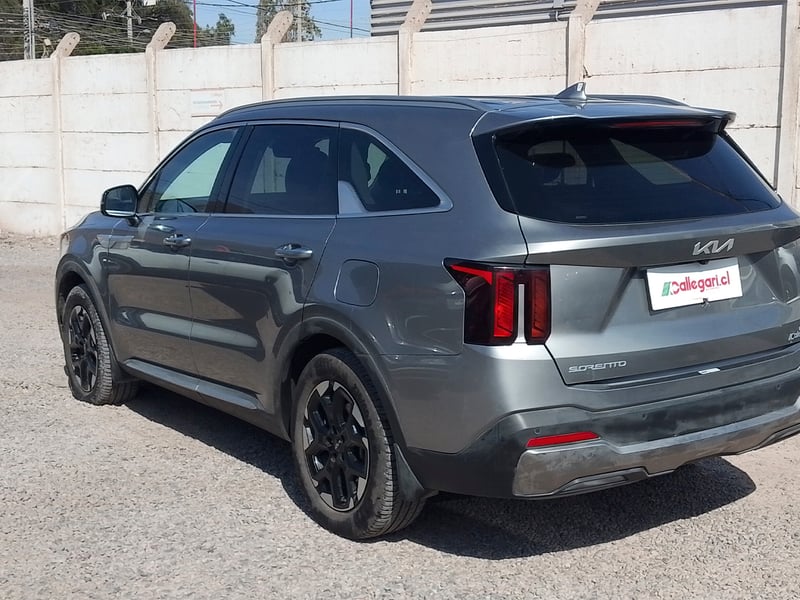 Kia SORENTO 8DCT 4WD 2.2 AUT 2024 - Imagen 10 de 11