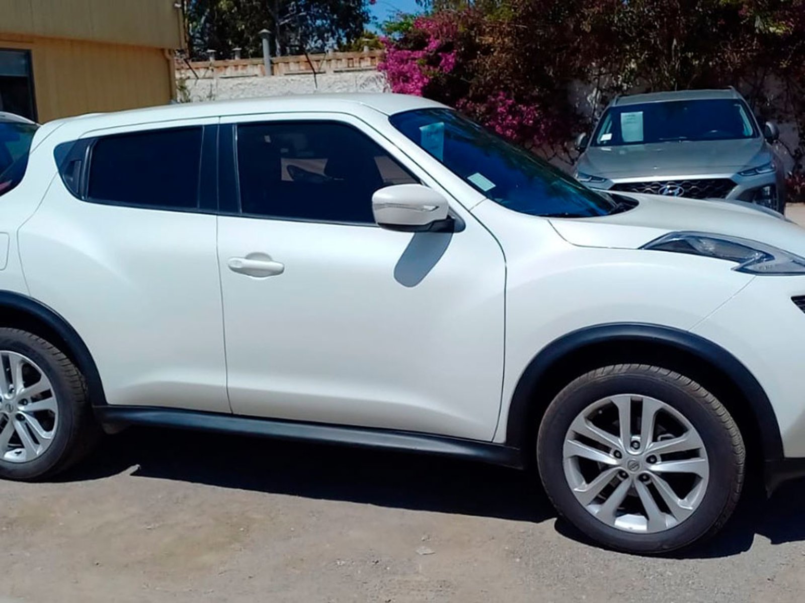 NISSAN JUKE 1.6 AUT 2015 - Imagen 8 de 10
