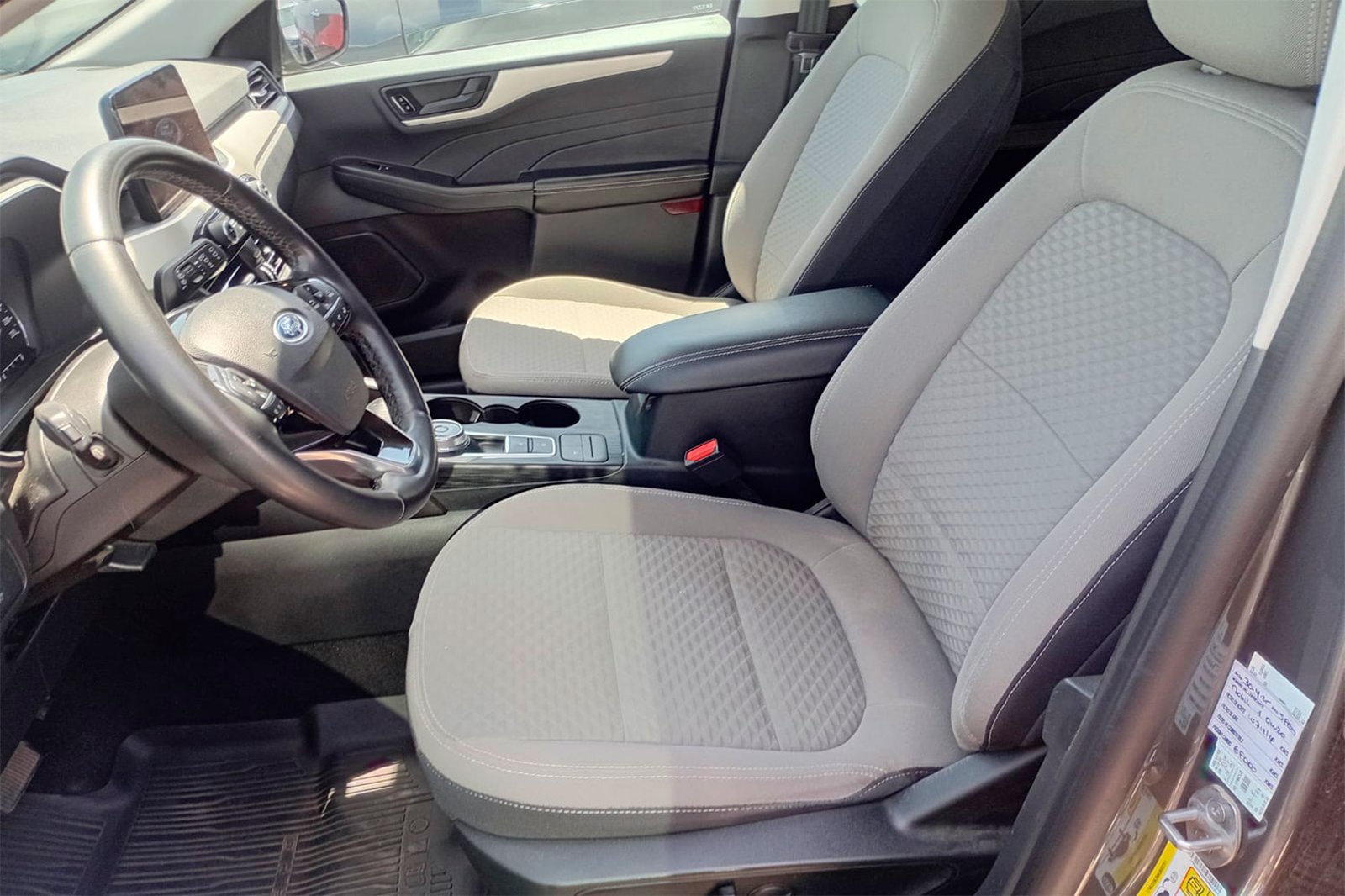 FORD ESCAPE FHEV 2.5 AUT 2023 - Imagen 3 de 11