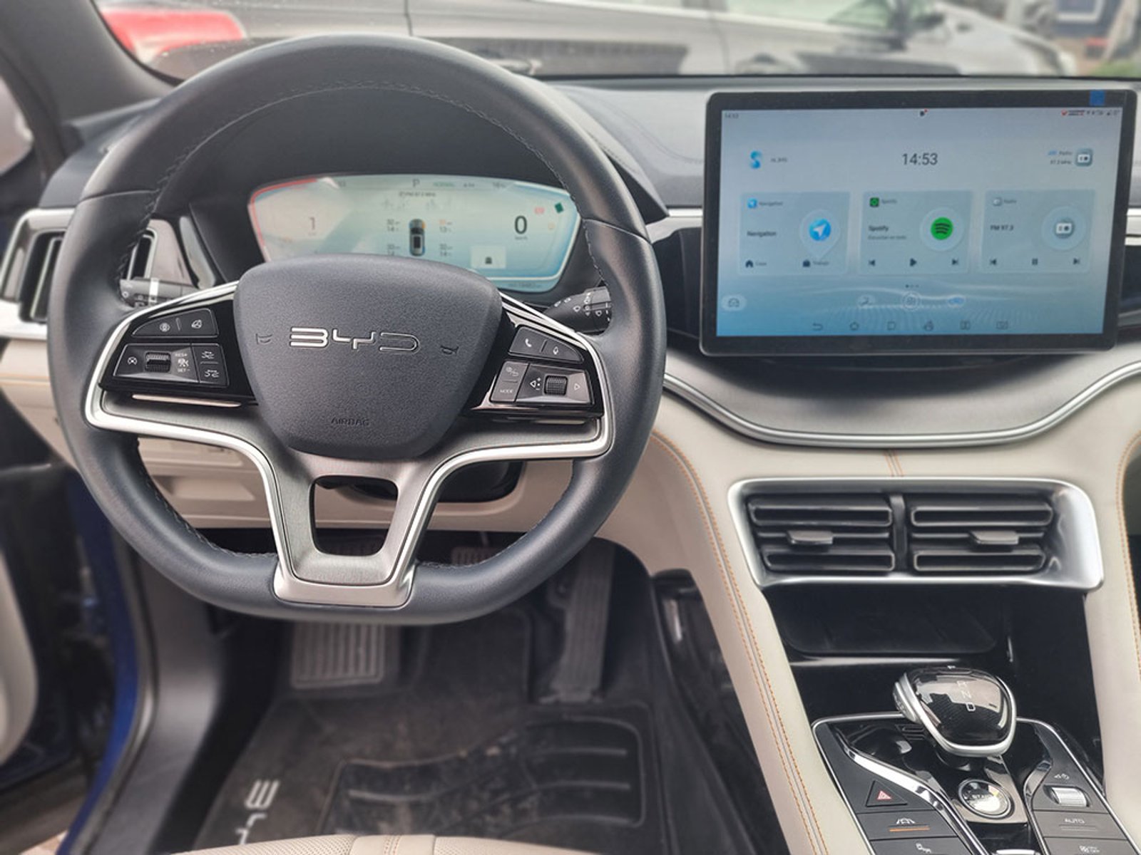 BYD SONG PLUS GS 2024 - Foto 4 de 12