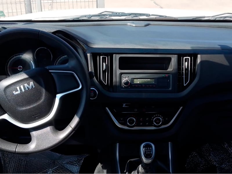 JIM REMAX CRDI DC 4X4 2.5 2026 - Imagen 7 de 12