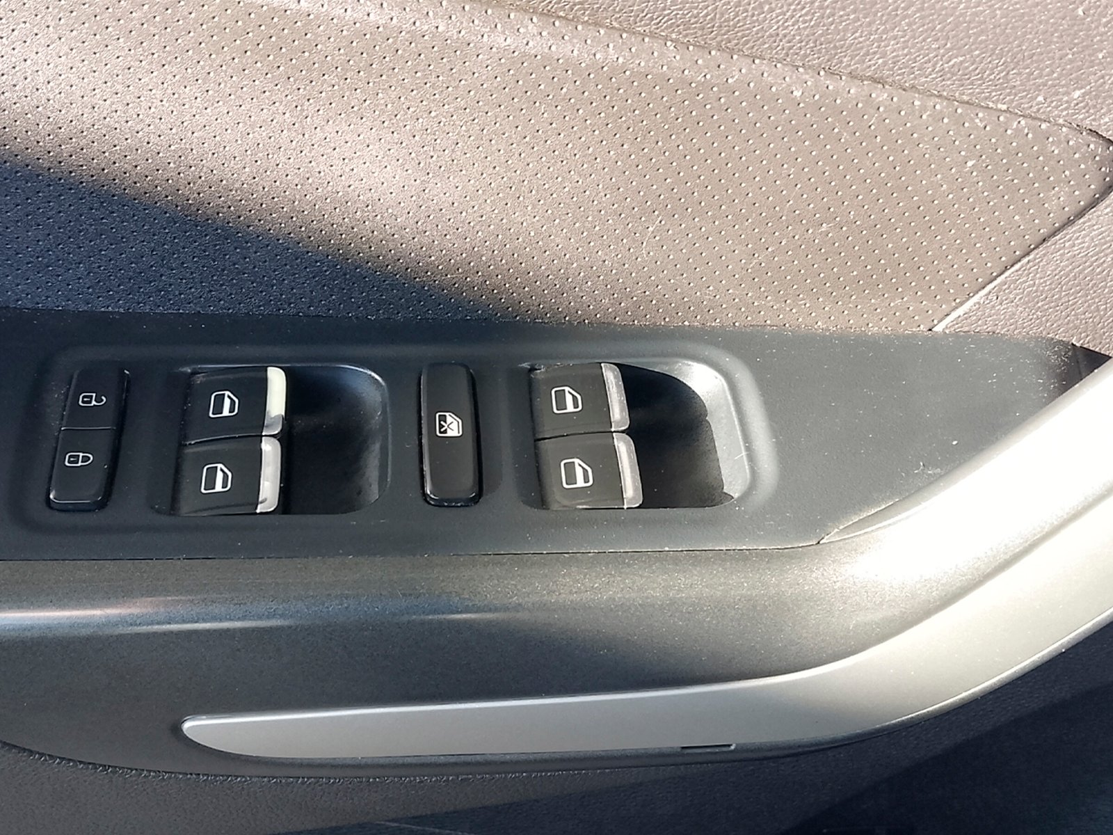 Chery ARRIZO 5 1.5 2019 - Foto 3 de 12