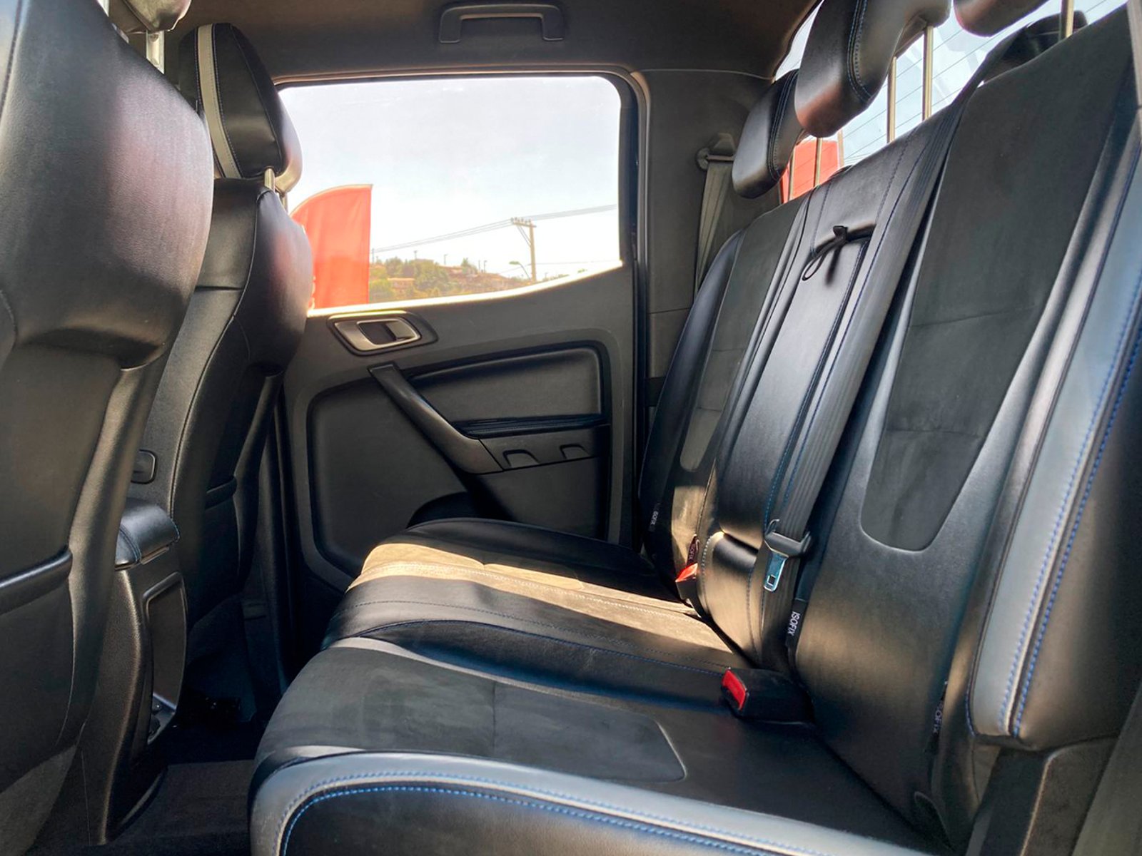 Ford RANGER RAPTOR 4X4 2.0 AUT 2023 - Foto 3 de 12