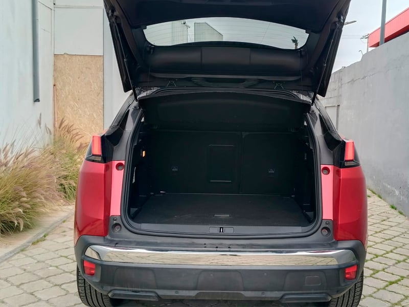 Peugeot 3008 ALLURE 1.6 AUT 2020 - Imagen 7 de 10