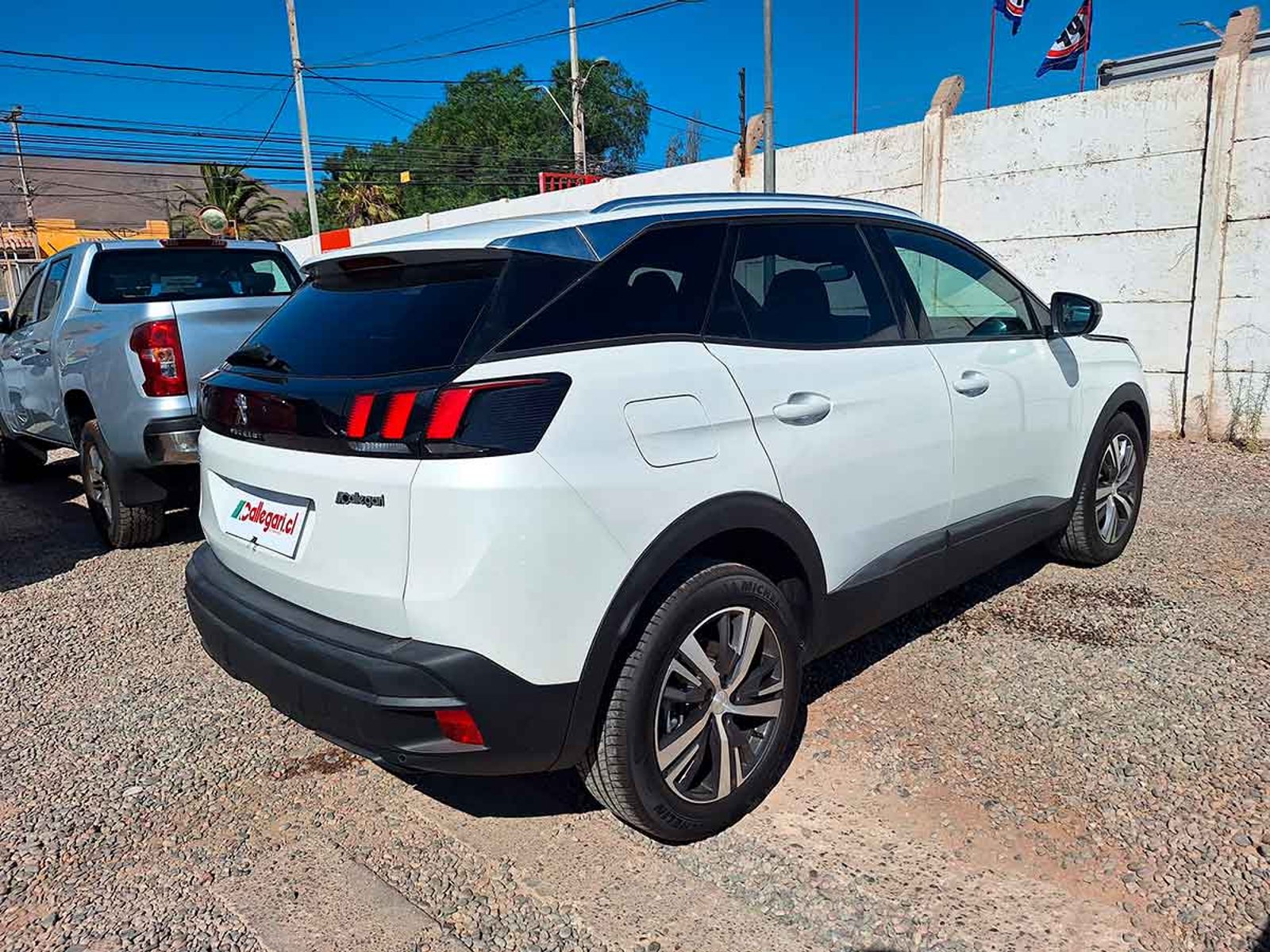 PEUGEOT Nuevo 3008 Active Pack Puretech 130 2025 - Imagen 10 de 11