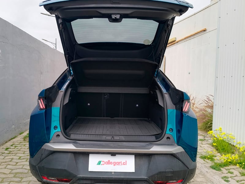 Peugeot 3008 ALLURE 1.2 AUT 2026 - Imagen 9 de 11