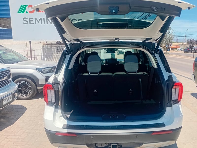 Ford EXPLORER ACTIVE 4X4 2.3 AUT 2025 - Imagen 9 de 12