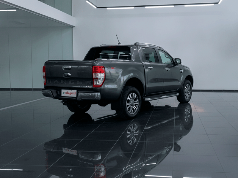 Ford RANGER DCAB 4X4 3.2 AUT 2023 - Imagen 9 de 11