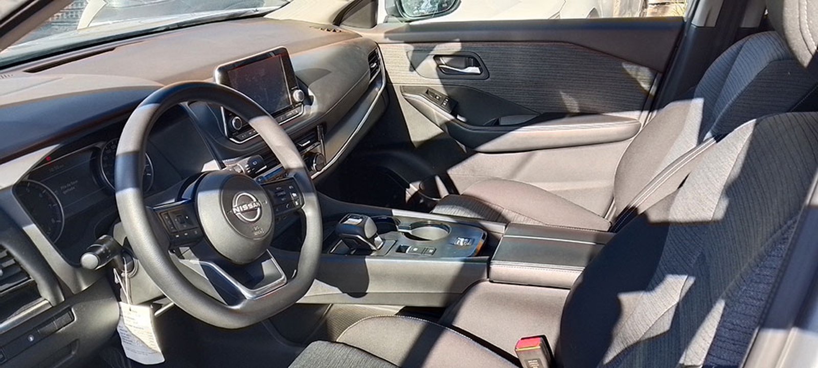 NISSAN X-TRAIL SENSE CVT 3ROW 2023 - Imagen 5 de 12
