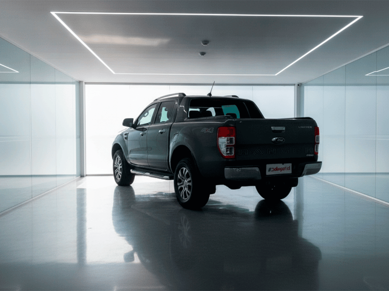 Ford RANGER DCAB 4X4 3.2 AUT 2023 - Imagen 8 de 11